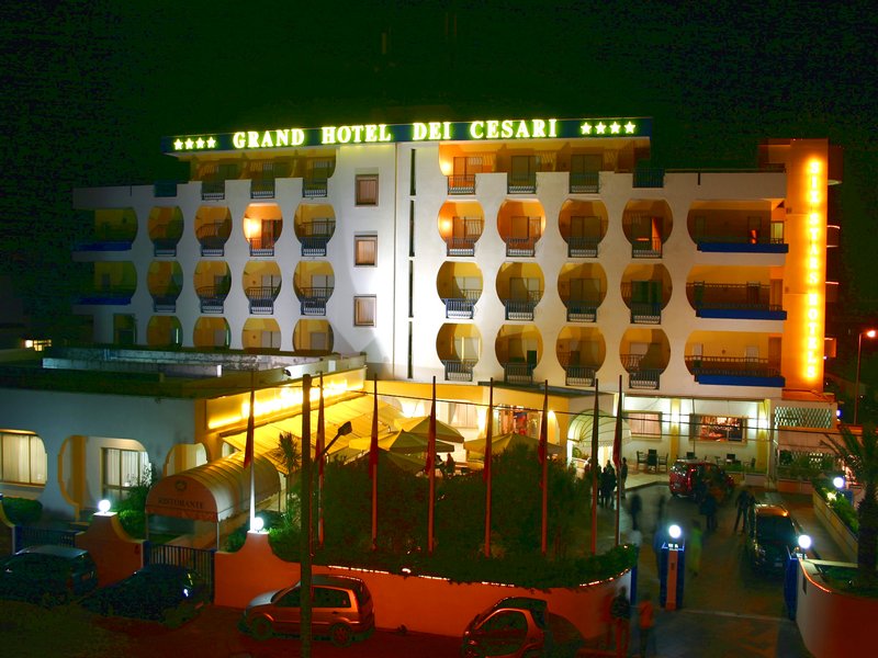 Grand Hotel Dei Cesari extérieur 2