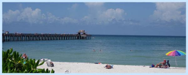 Naples relaxing on the beach