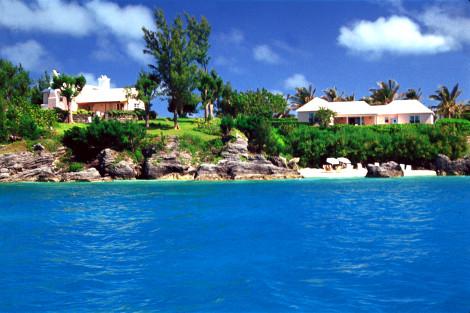 Bermuda beach umbrella chairs and towels