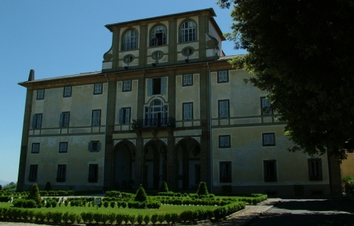 Cathédrale de San Pietro Apostolo à Frascati