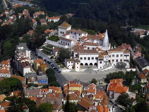 Sintra Palace and center of the town