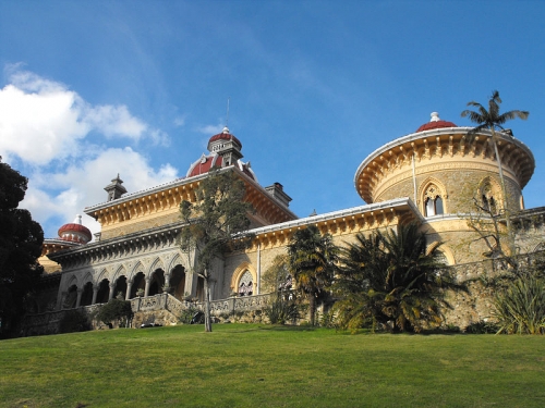 Palais de Sintra et le centre de la ville