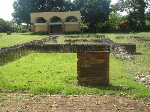 Ruines de résidence Juan Ponce de León à Caparra à San Juan