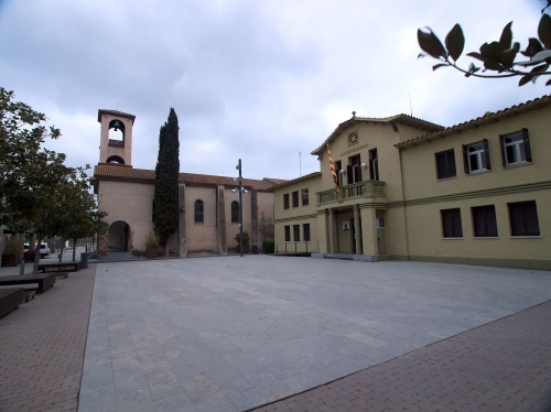 Santa Susana square