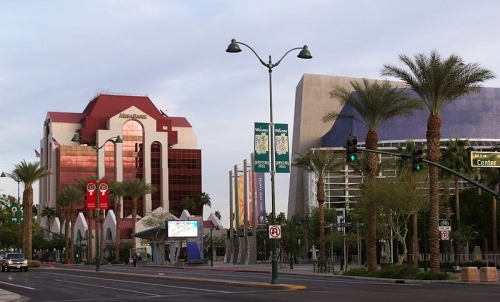 Mesa Banque et Mesa Arts Center dans le centre de Mesa