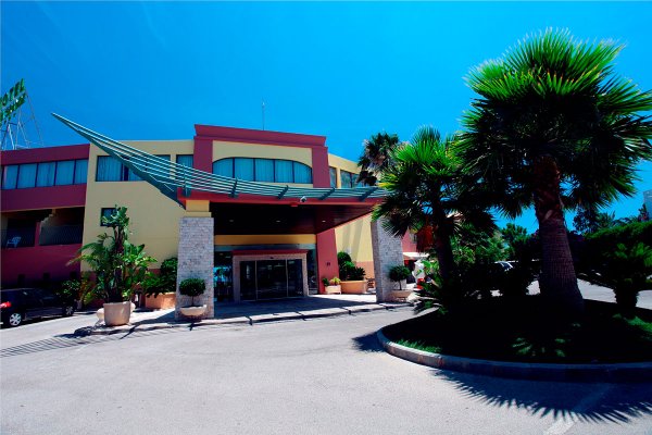 Hotel Baia Grande exterior