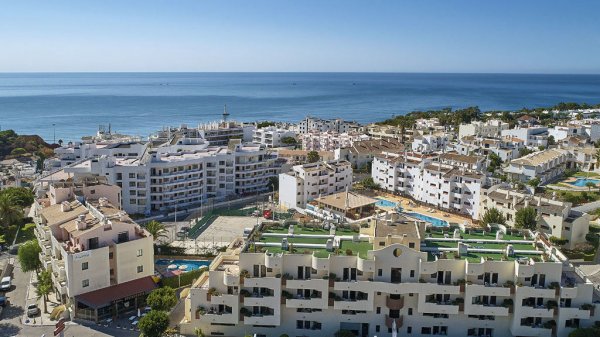 Oceanus Aparthotel exterior aerial