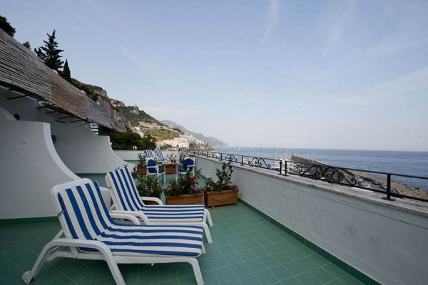 Hotel Aurora balcony