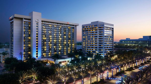 Anaheim Marriott exterior at night