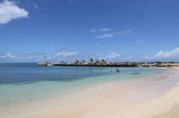 Ocean Point Resort and Spa beach