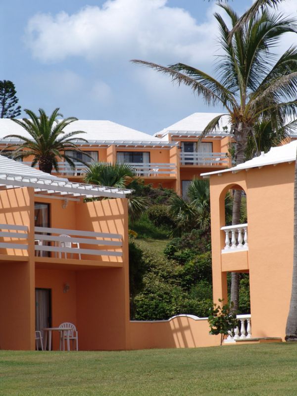 Coco Reef Bermuda exterior