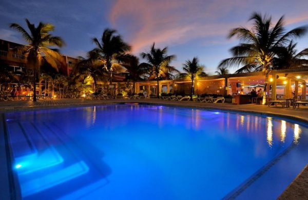 Eden Beach Resort exterior