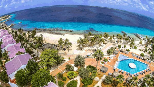 Plaza Beach Resort Bonaire exterior
