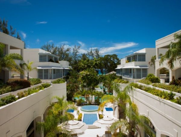 Savannah Beach Hotel entrance