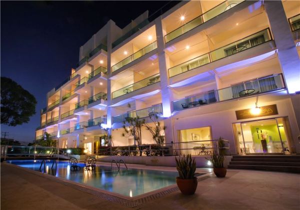 South Beach Hotel exterior