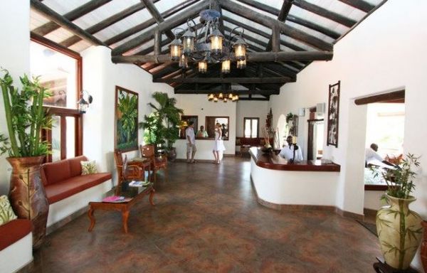 Sugar Cane Club Hotel and Spa lobby