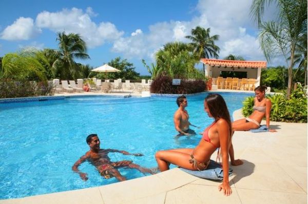 Sugar Cane Club Hotel and Spa lobby