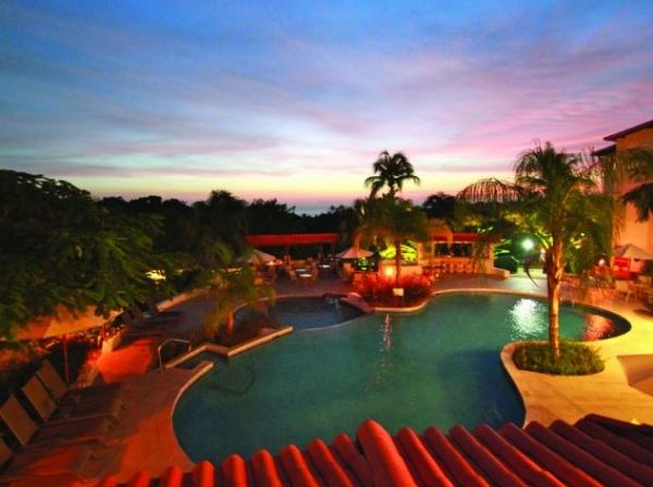 Sugar Cane Club Hotel and Spa lobby