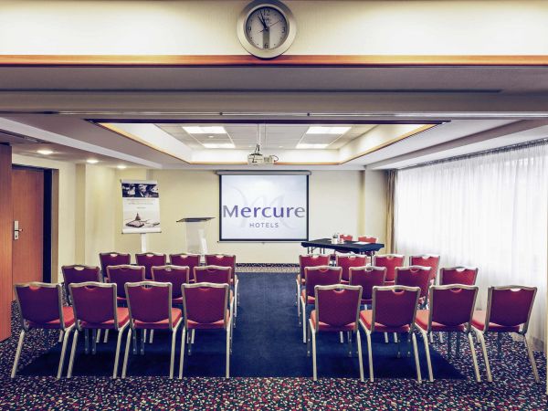 Mercure Budapest Korona lobby