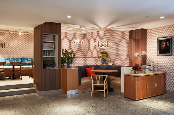 The Surfjack Hotel And Swim Club entrée