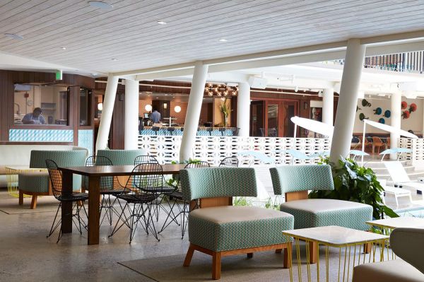 The Surfjack Hotel And Swim Club entrée