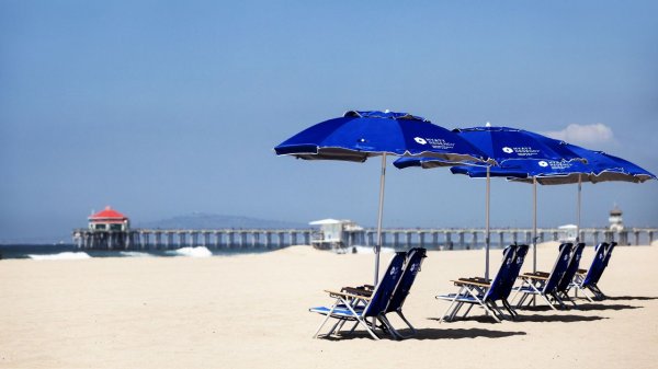 Hyatt Regency Huntington Beach Resort and Spa exterior