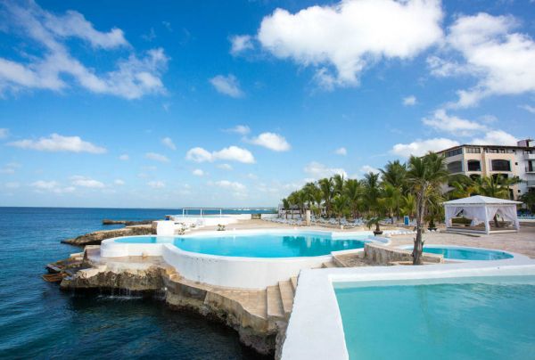 Whala Bayahibe piscine