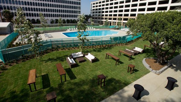 Hyatt Regency Los Angeles intl Airport exterior