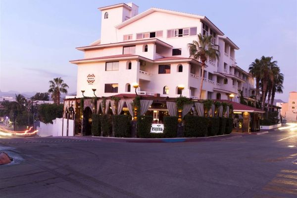 Bahia Hotel and Beach Club exterior
