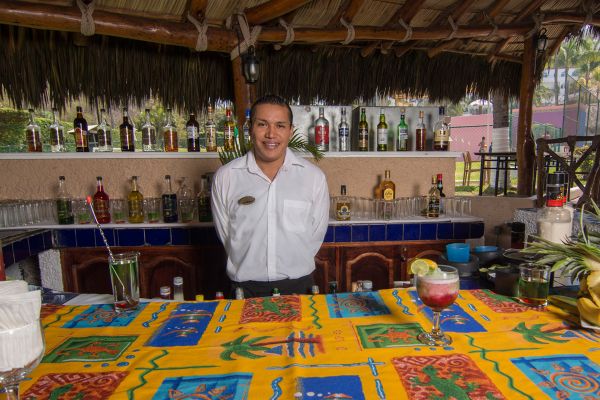 Tesoro Manzanillo extérieur le soir