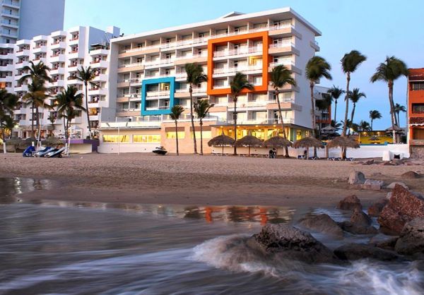 Star Palace Beach Hotel exterior