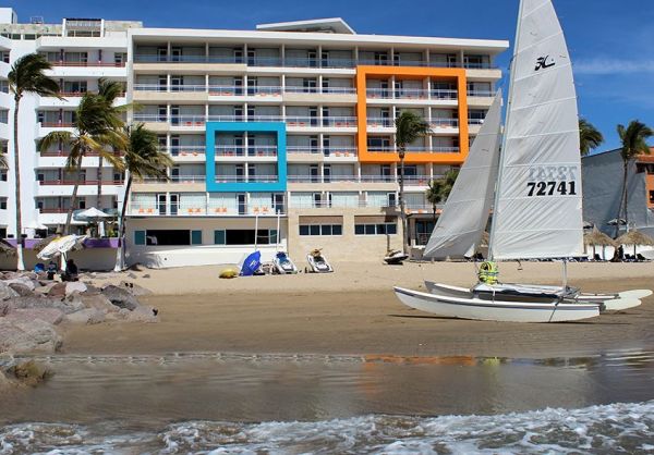 Star Palace Beach Hotel exterior