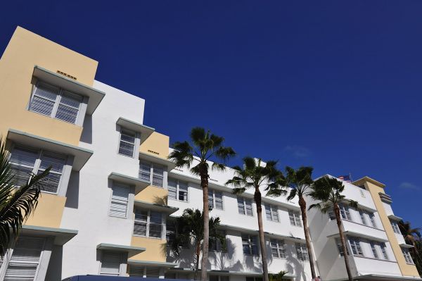 Avalon Hotel exterior