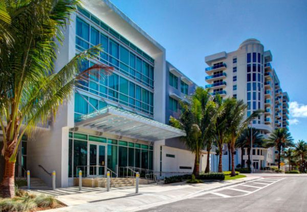 Residence Inn Miami Beach Surfside exterior