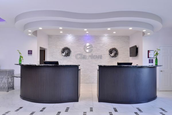 Clarion Inn and Suites extérieur