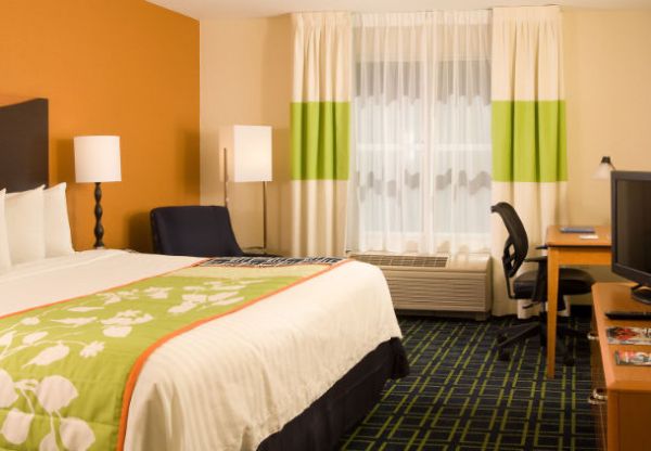 Fairfield Inn and Suites Orlando LBV extérieur