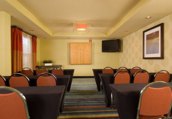 Fairfield Inn and Suites Orlando LBV extérieur