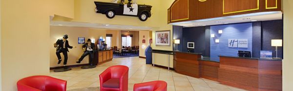 Holiday Inn Express and Suites Nearest Universal extérieur