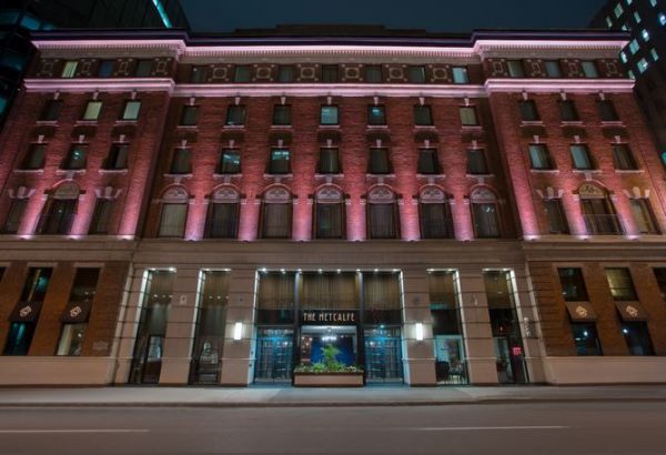 The Metcalfe Hotel exterior at night