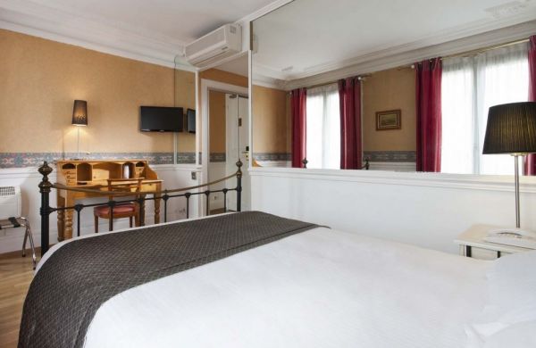 Hotel Claude Bernard Saint Germain exterior