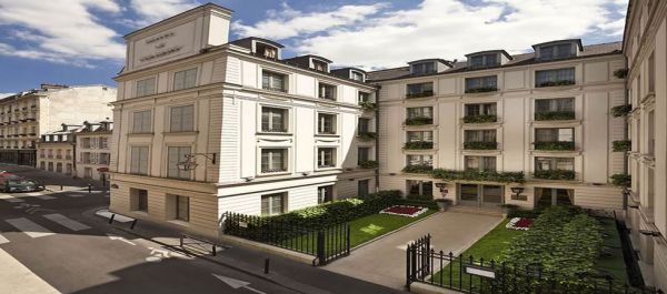 Melia Paris Notre-Dame exterior