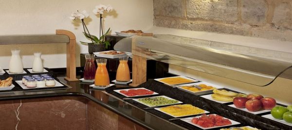 Melia Paris Notre-Dame exterior