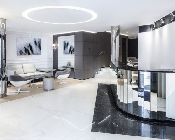 Trinite Haussmann extérieur