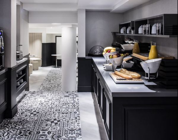 Trinite Haussmann extérieur