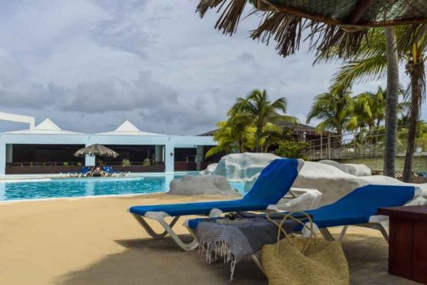Le Manganao Hotel and Residences plage