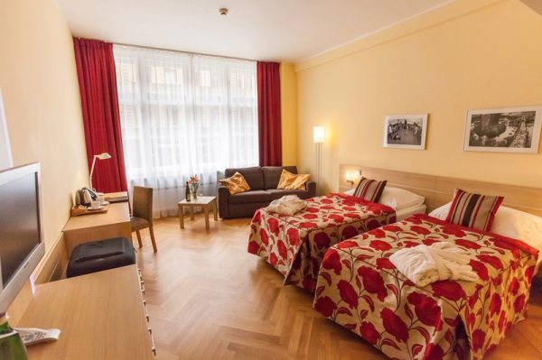 Hotel Amarilis chambre