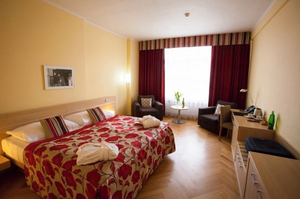 Hotel Amarilis chambre