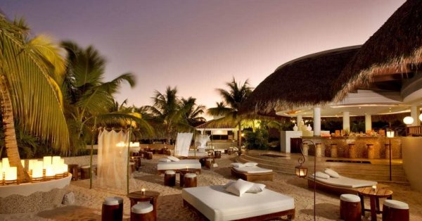 Melia Punta Cana Beach Resort exterior