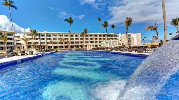 Royalton Bavaro Resort And Spa exterior