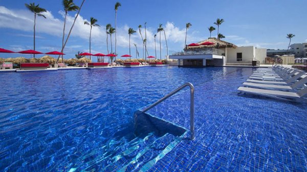 Royalton Bavaro Resort And Spa exterior